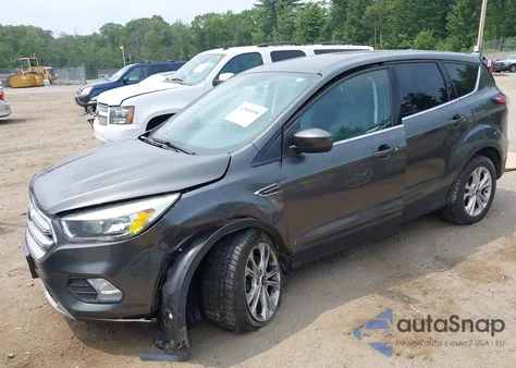 2017 Ford Escape Se z USA, uszkodzony, nr VIN 1FMCU9GD8HUB64336